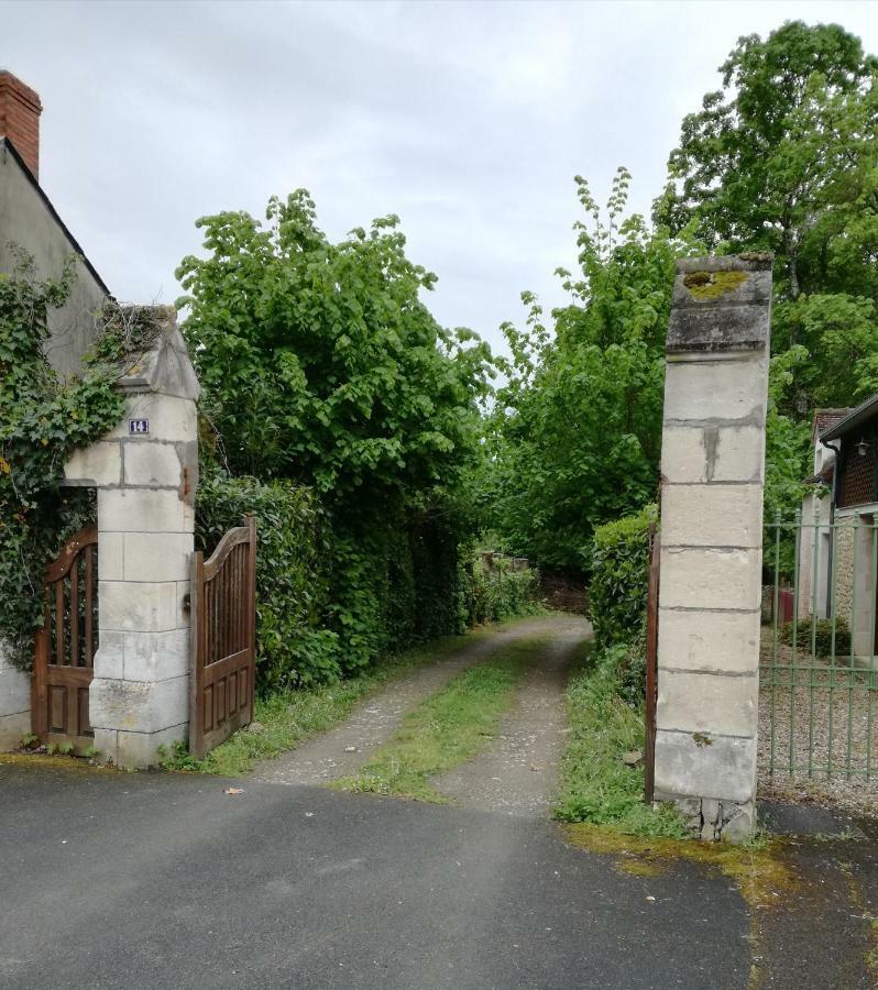 Chateau St.Gaultier Saint-Gaultier Exterior photo